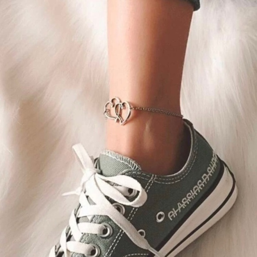 3/$30 🤍 Double Heart Anklet